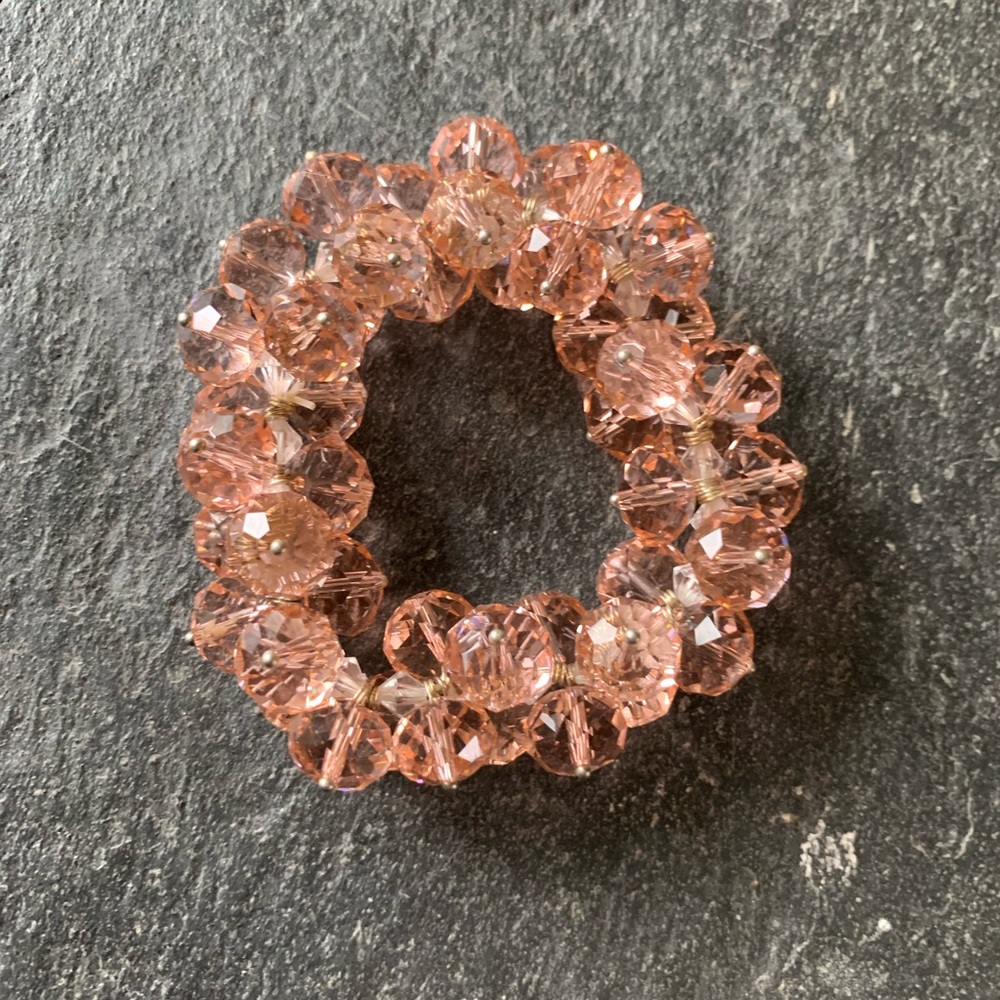 Crystal pink beaded stretch bracelet!